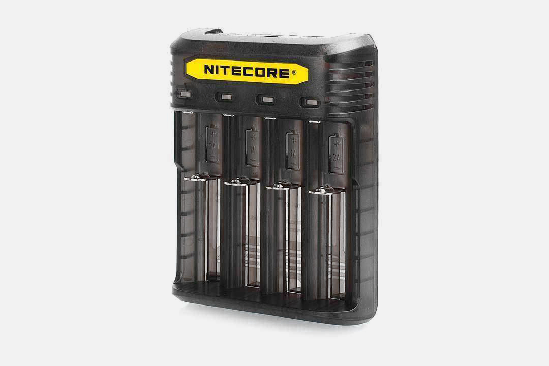 Nitecore Q4 Battery Charger