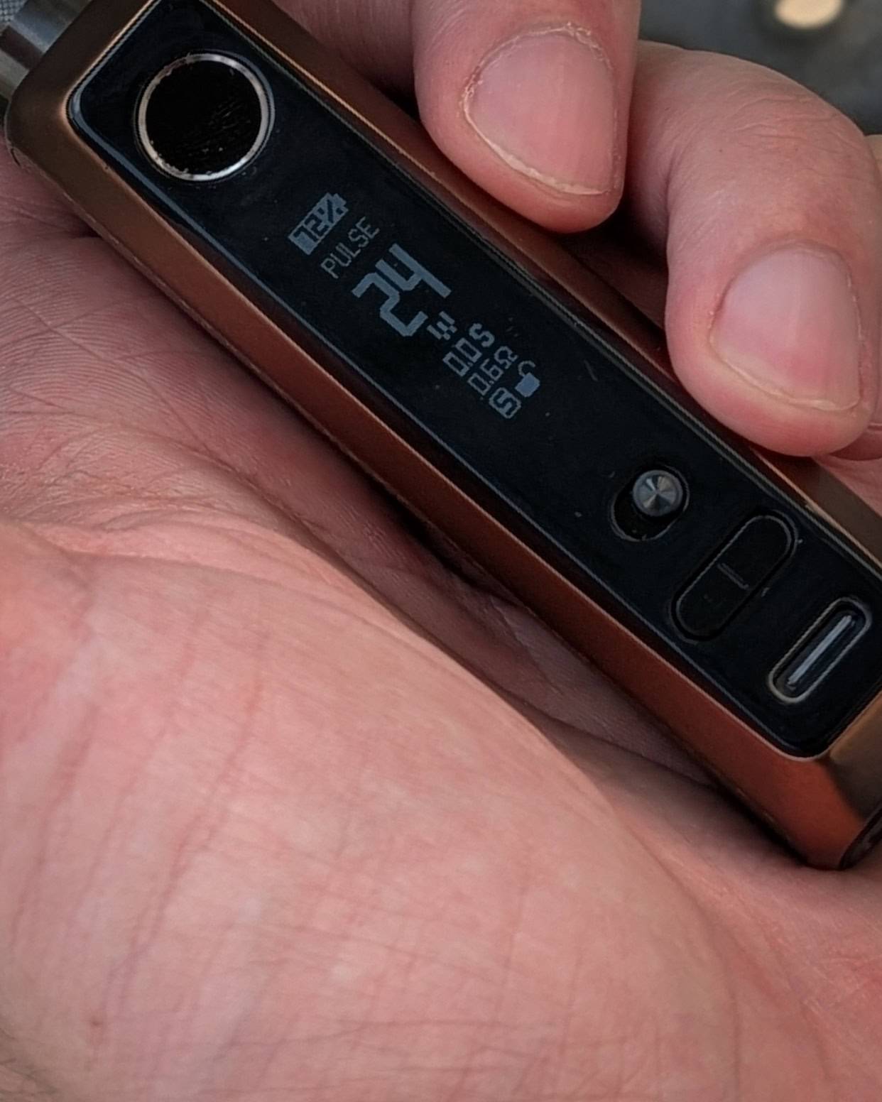 Vaporesso GTX One Pro In Hand