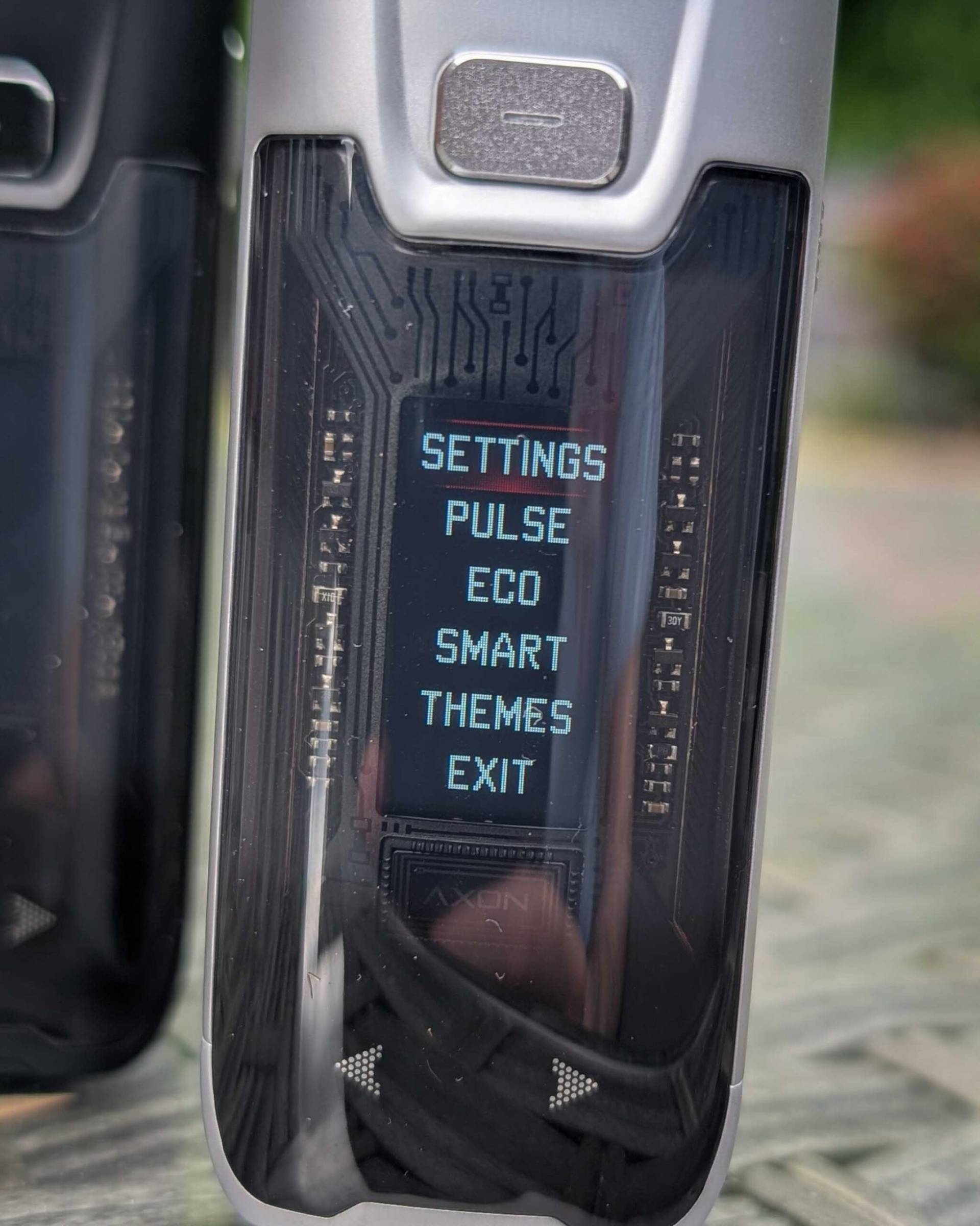 Vaporesso LUXE XR MAX 2 Screen Display